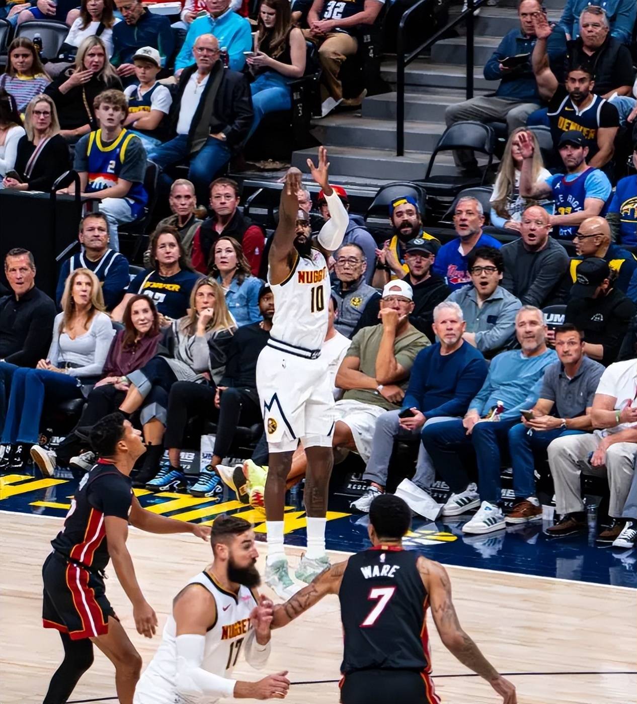 爱游戏APP-赛后体能课后；波特兰开拓者伤情更新备战NBA总决赛；底气十足；球队文化再被提及的简单介绍